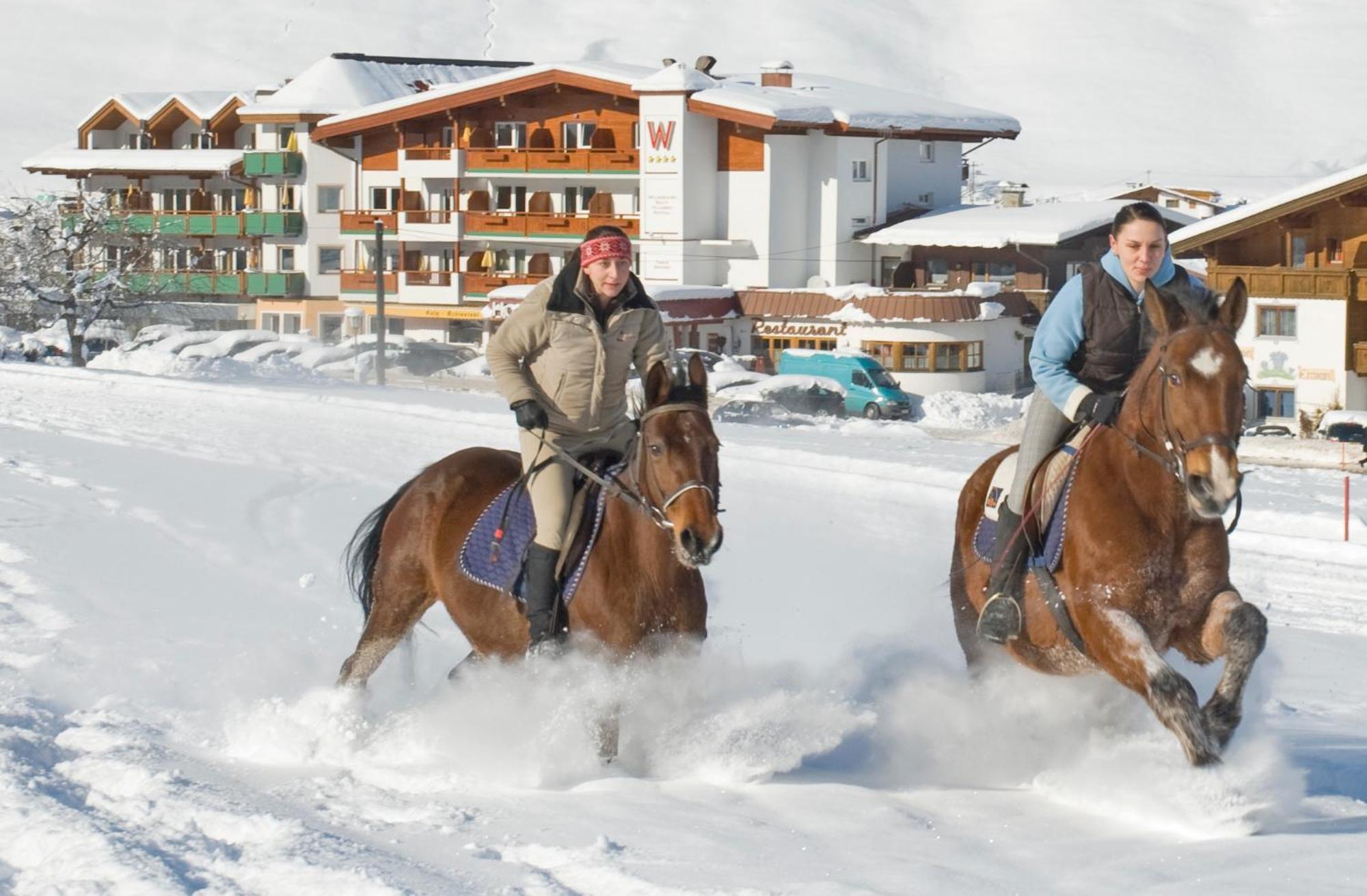Hotel & Alpin Lodge Der Wastlhof นีเดอเรา ภายนอก รูปภาพ