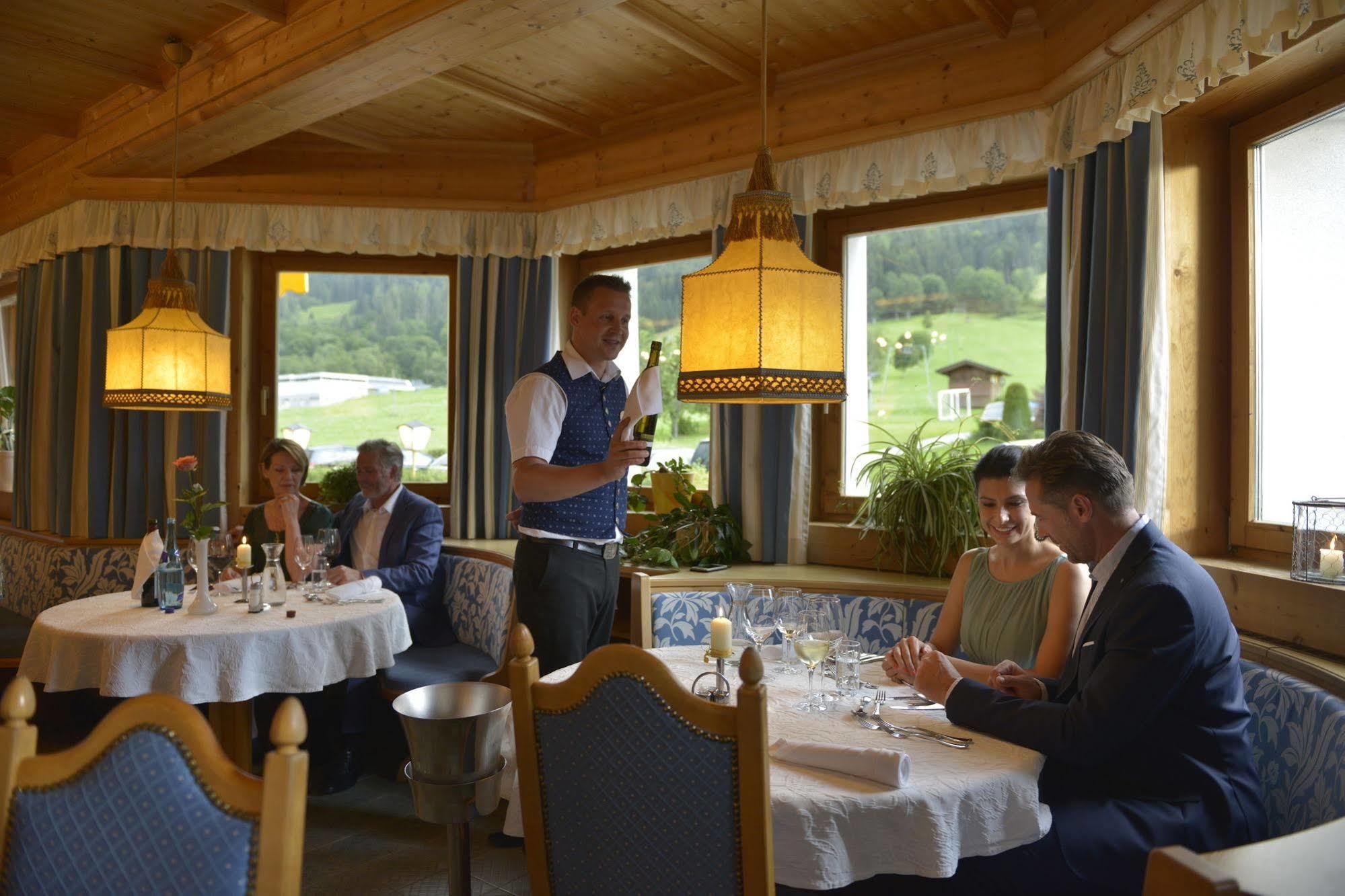Hotel & Alpin Lodge Der Wastlhof นีเดอเรา ภายนอก รูปภาพ